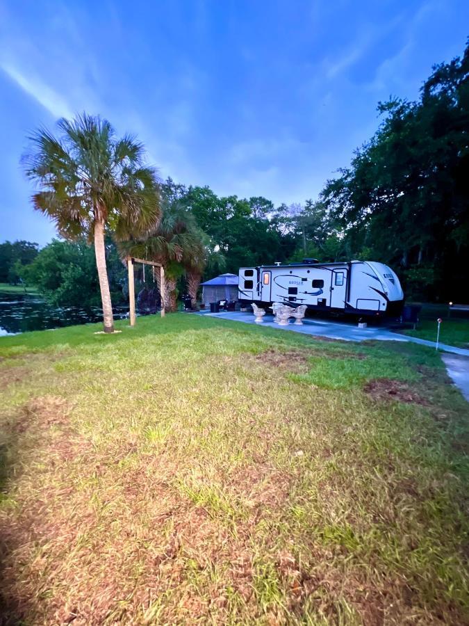 Lake Front Rv Experience Close To Port Canaveral And Kennedy Space Center Hotel ไททัสวิลล์ ภายนอก รูปภาพ